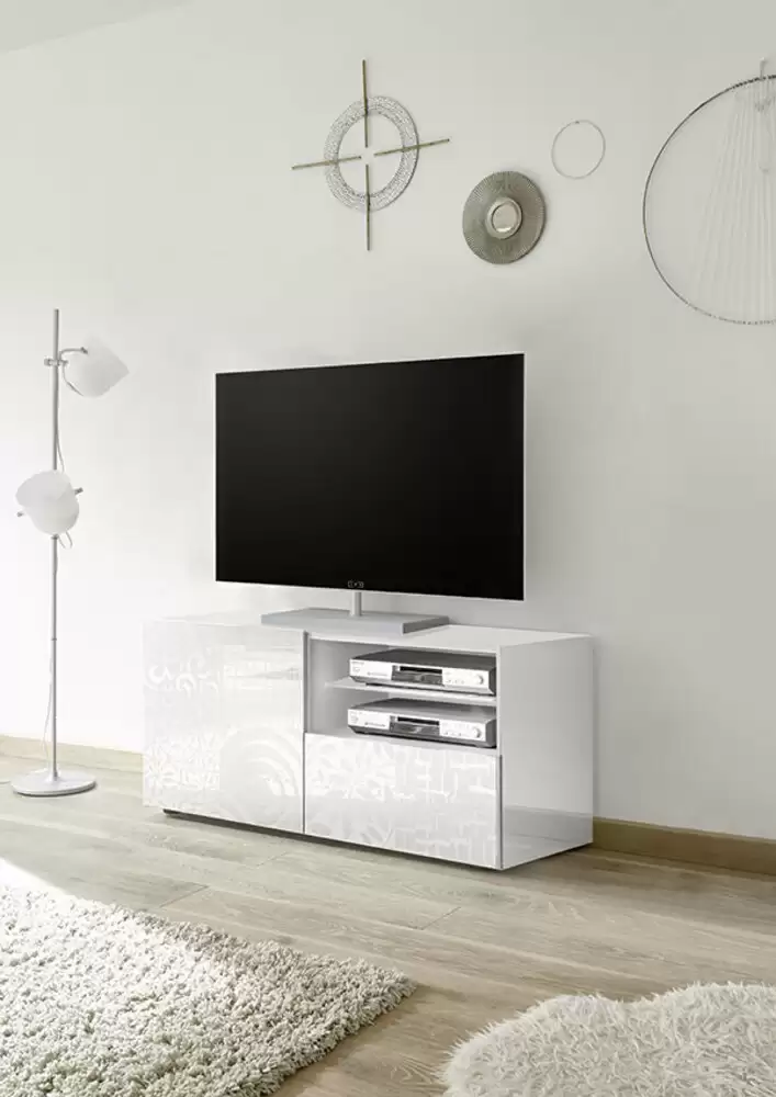 Un petit meuble TV